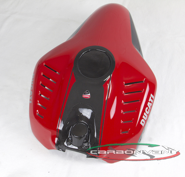 CARBONVANI DUCATI PANIGALE 1299 / 1199 / 959 / 899 CARBON FIBER FUEL